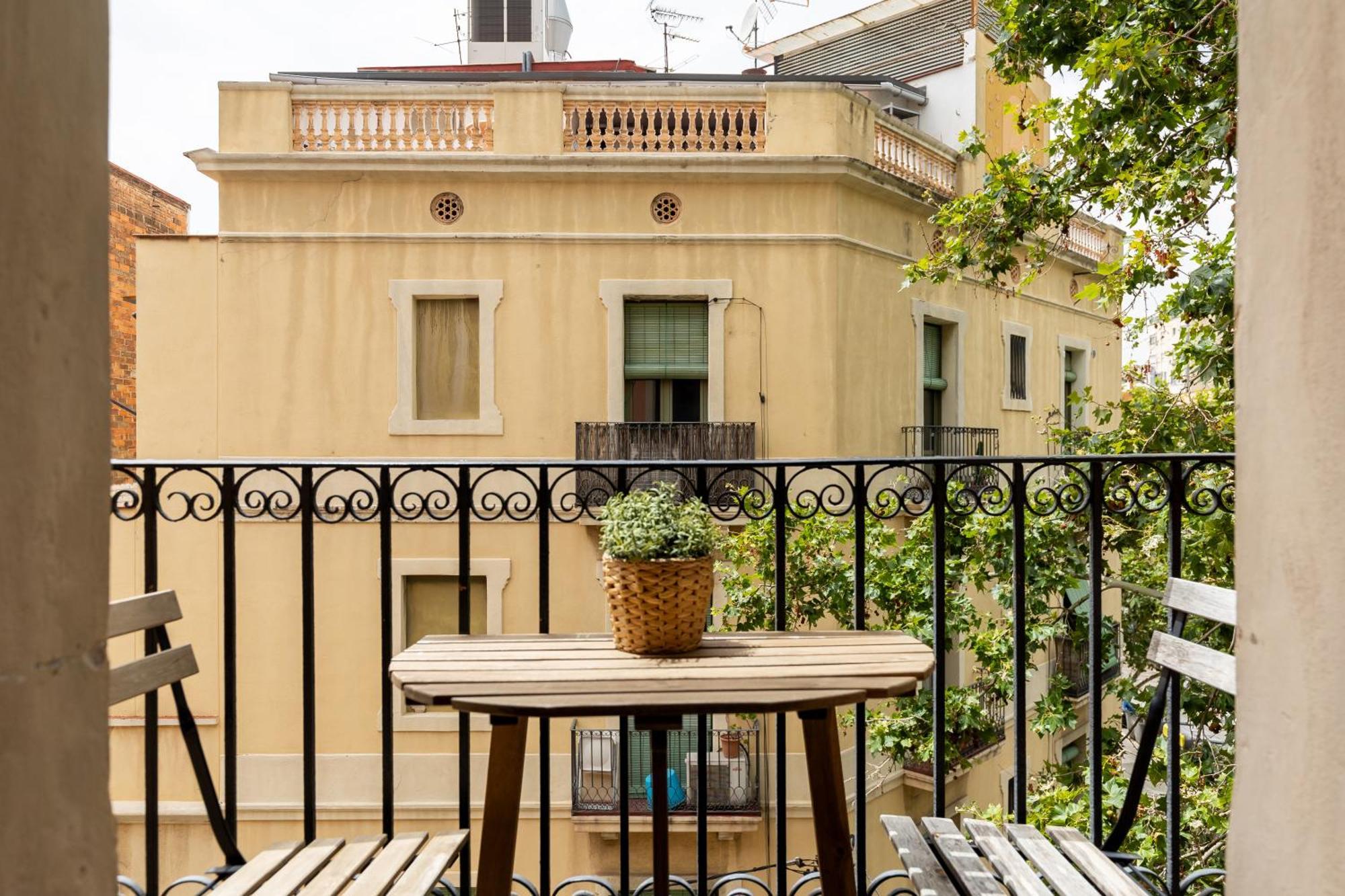 Deco Apartments Barcelona-Sants Ngoại thất bức ảnh