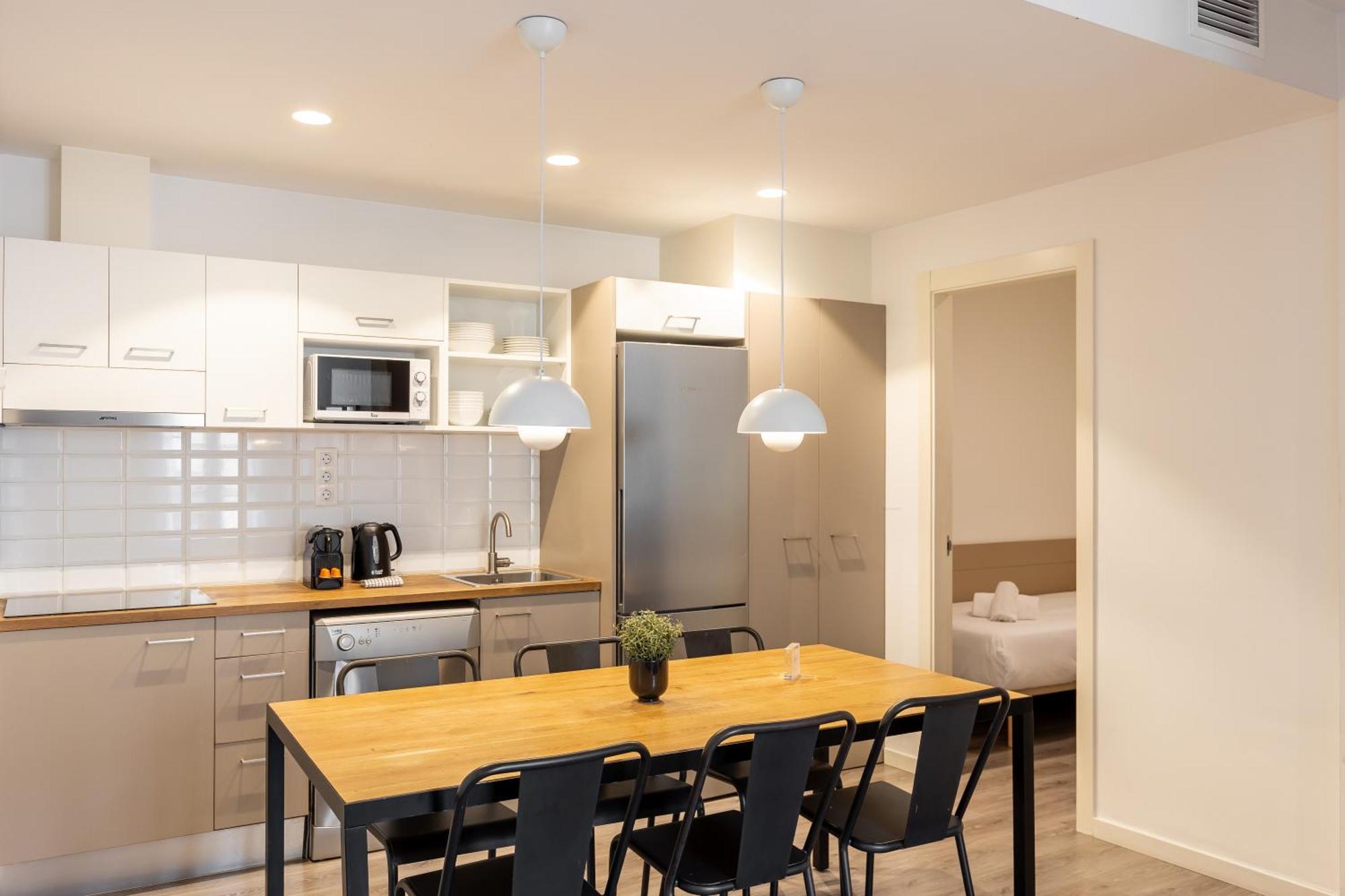 Deco Apartments Barcelona-Sants Ngoại thất bức ảnh